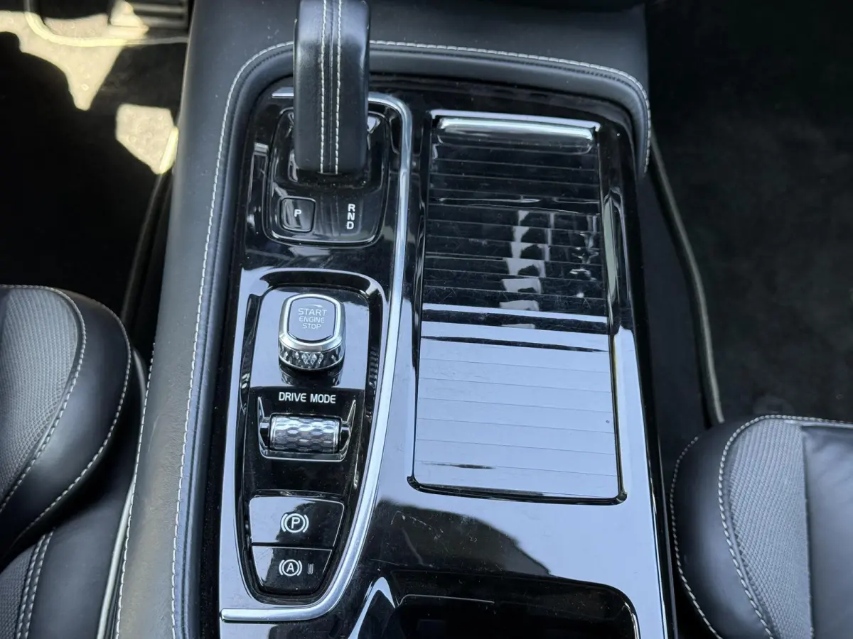 T6 AWD Twin Engine R-Design | Trekhaak | Keyless | Cruise Control |
