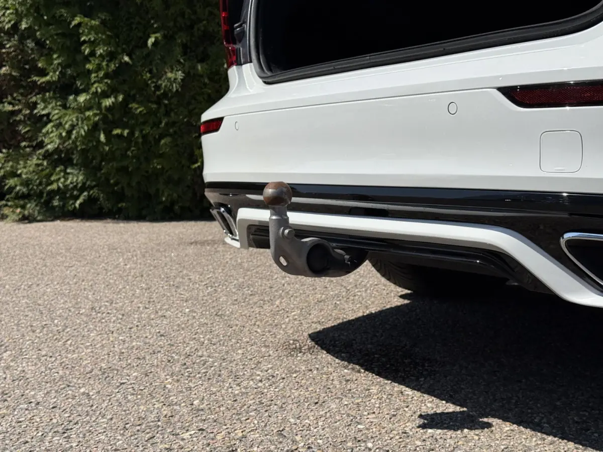 T6 AWD Twin Engine R-Design | Trekhaak | Bliss | Keyless | Cruise Control |