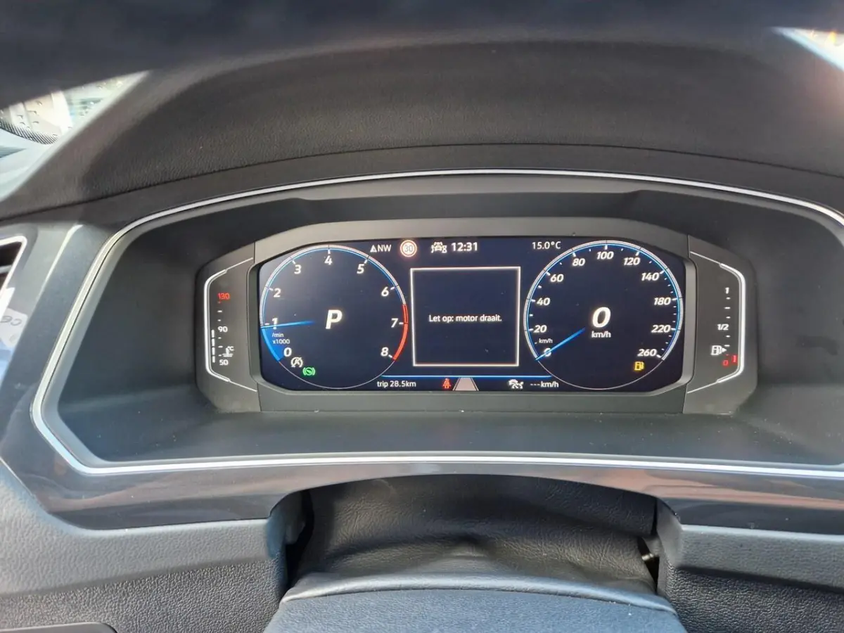 1.5 TSI R-Line Business+ 12MND BOVAG GAR | E-TREKHAAK| ACC | STUUR/STOEL VERW | CAMERA | L
