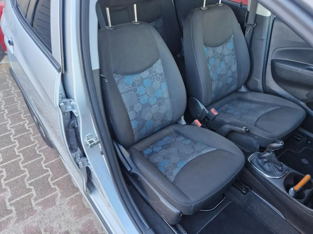 1.0 Online Edition 12MND BOVAG GAR|LMV|AIRCO|CRUISE C.|NAVI|ELEKTR. R|BLUETOOTH