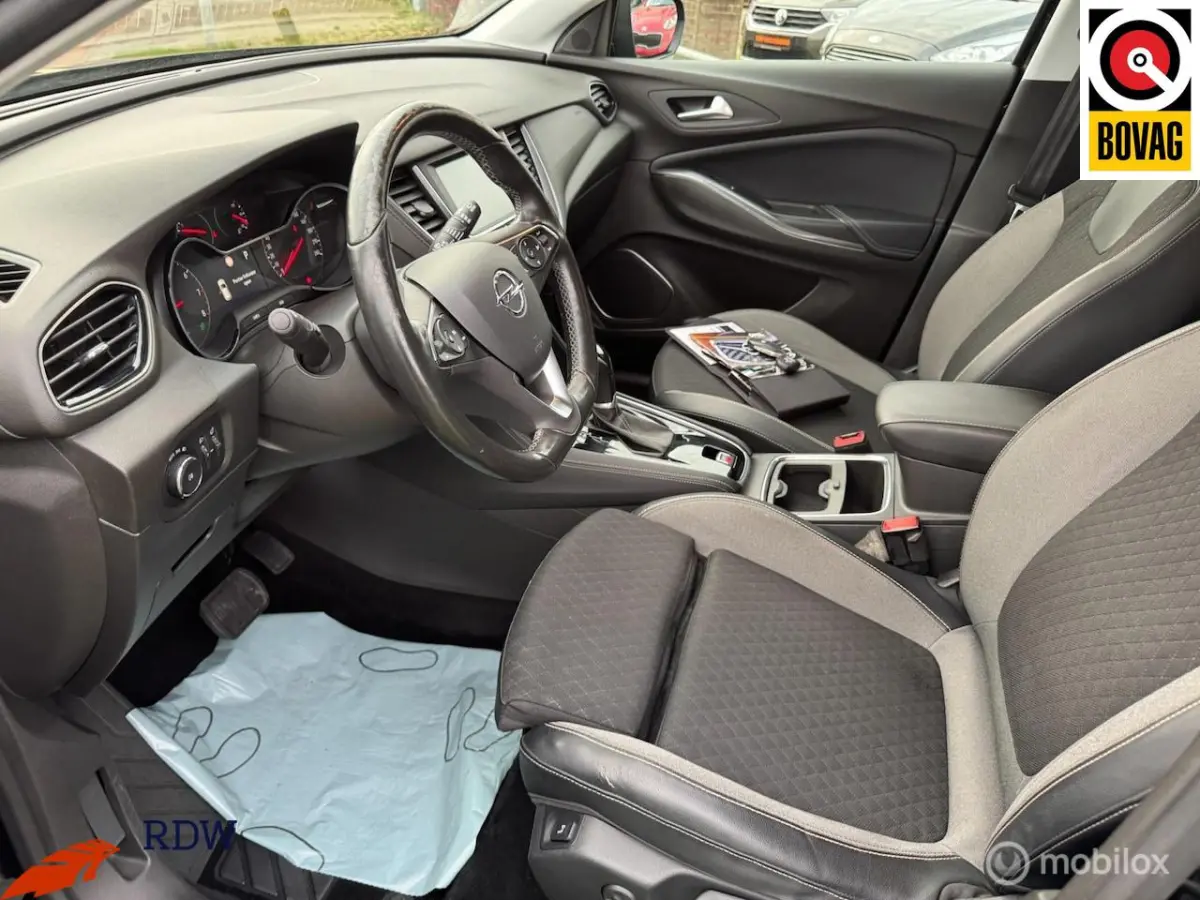 1.6 Turbo Ultimate AUTOMAAT/LEDER/CARPLAY