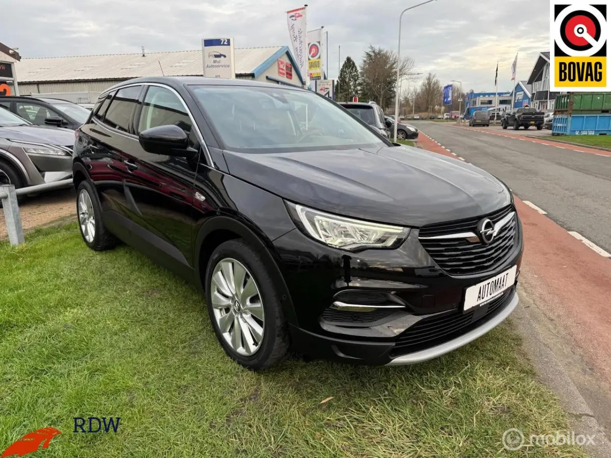 1.6 Turbo Ultimate AUTOMAAT/LEDER/CARPLAY