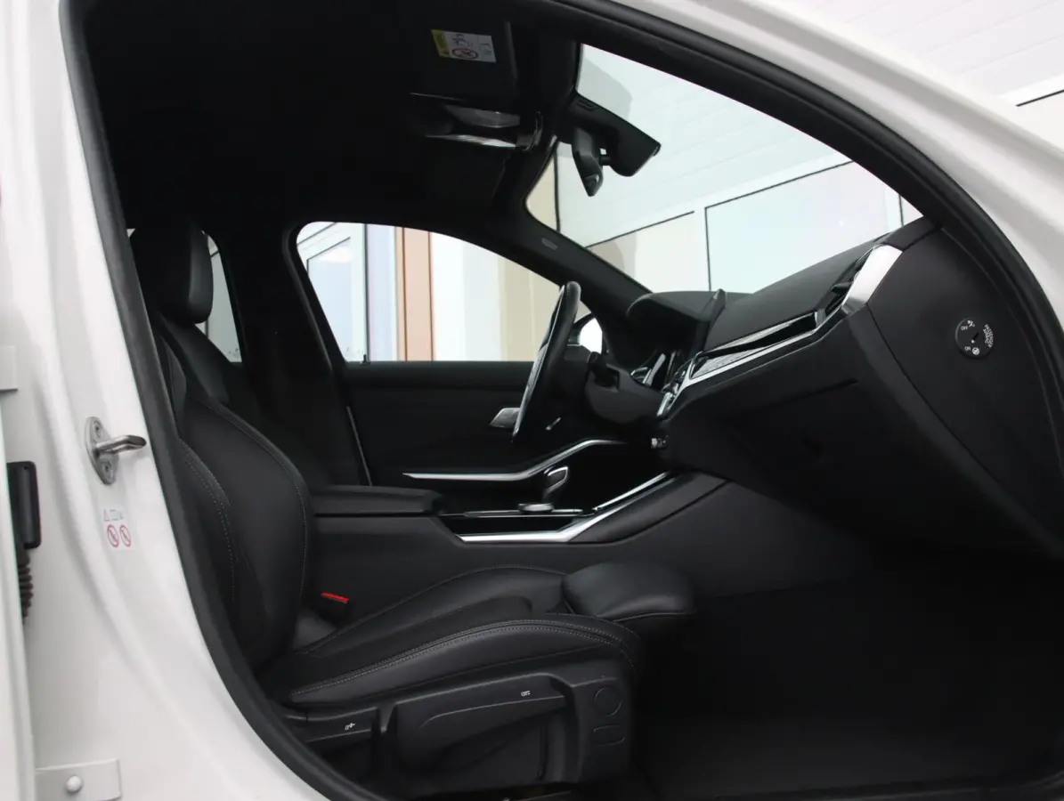 320e High Executive | Laser LED | Head-up | Sportstoelen |