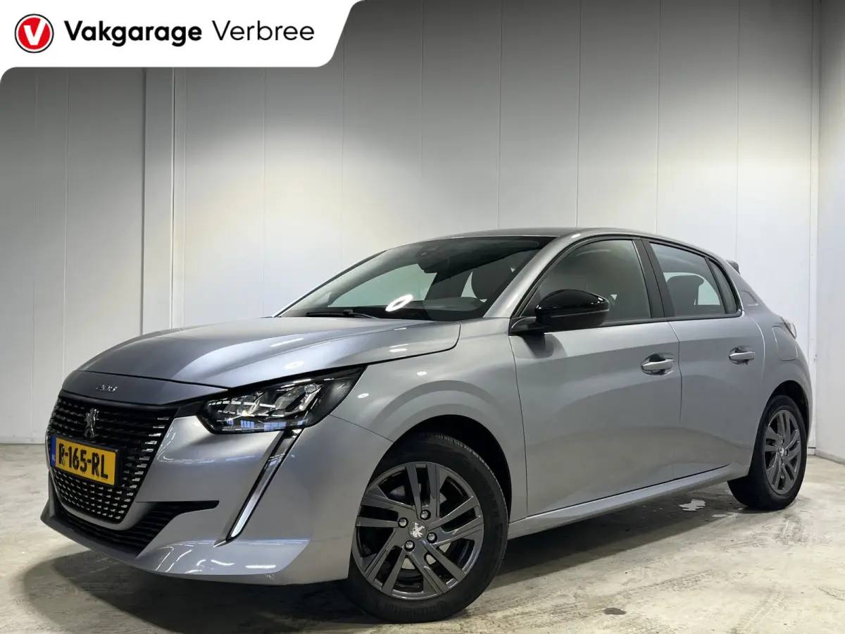 1.2 Turbo Active Pack | Android Auto/Apple Carplay | LM Velgen 16" | Cruise Control | Kunstlederen/Stoffen Bekleding | Airco |