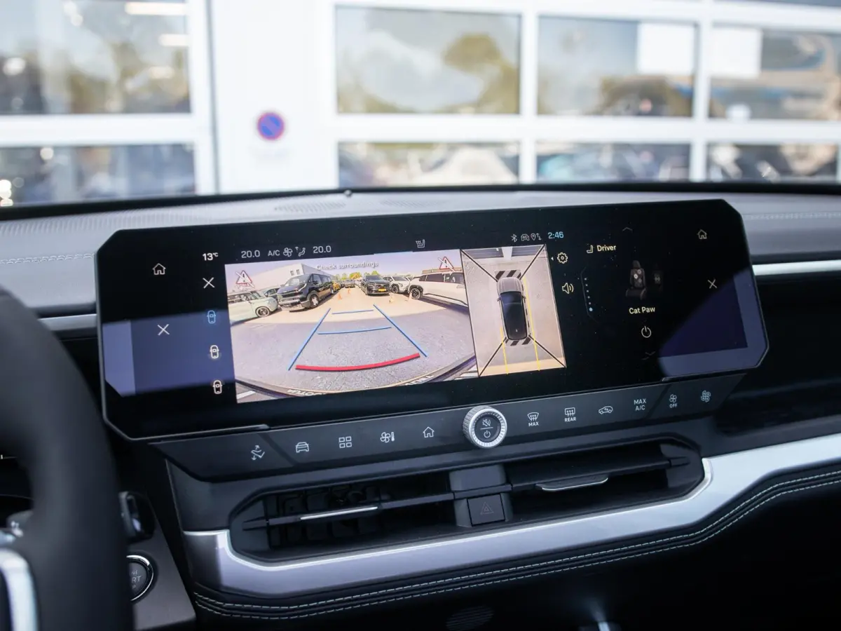 First Edition 74 kWh | Adapt. Cruise | Camera | Carplay | 20" | Elektr. A-Klep | Navi | Winter Pack | Schuif/Kanteldak | Premium Pack | Conv. Pack | Warmtepomp