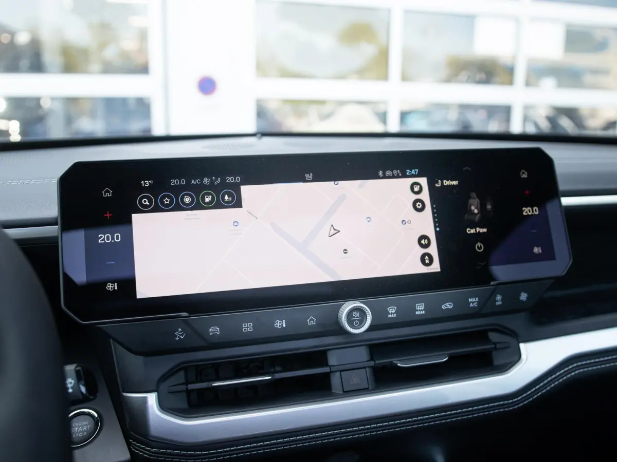 First Edition 74 kWh | Adapt. Cruise | Camera | Carplay | 20" | Elektr. A-Klep | Navi | Winter Pack | Schuif/Kanteldak | Premium Pack | Conv. Pack | Warmtepomp