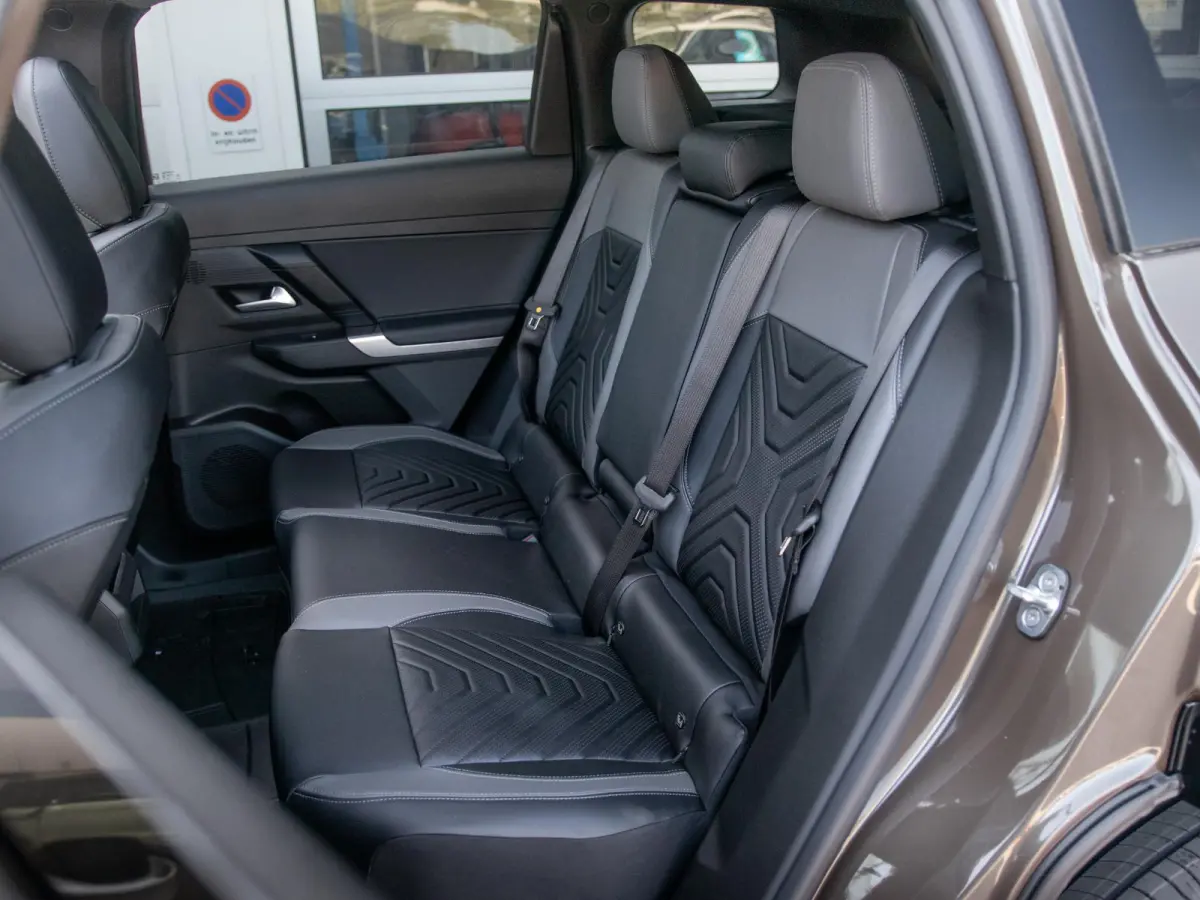 First Edition 74 kWh | Adapt. Cruise | Camera | Carplay | 20" | Elektr. A-Klep | Navi | Winter Pack | Schuif/Kanteldak | Premium Pack | Conv. Pack | Warmtepomp