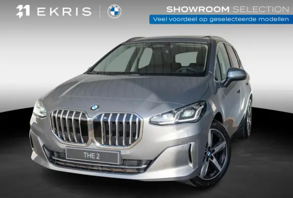220i Luxury Line | Equipment Package | Comfort Pack | Travel Pack