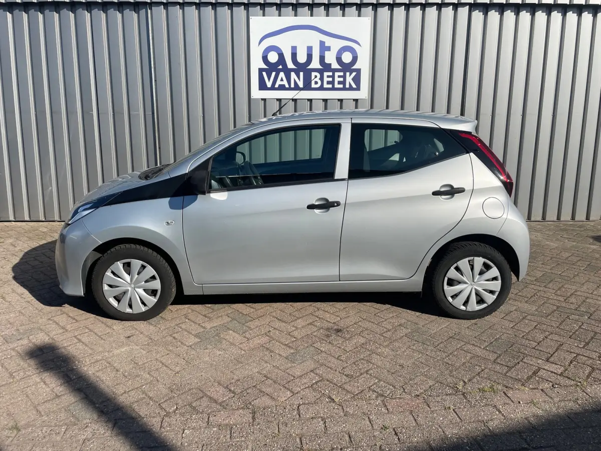 1.0 VVT-i x|DAB+|1e eigenaar|Incl. APK