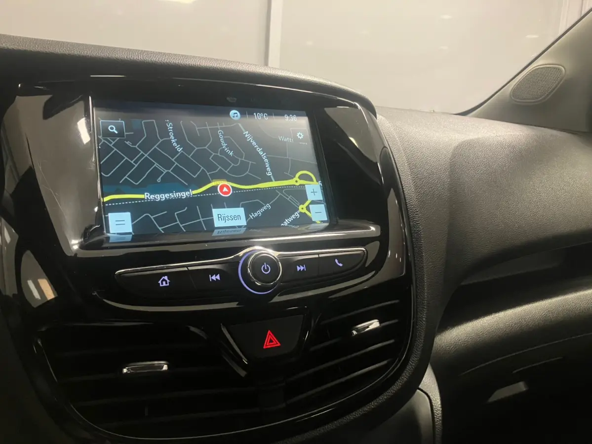 Online Edition 1.0 | Navigatie | Apple CarPlay | 1e Eigenaar | NAP |