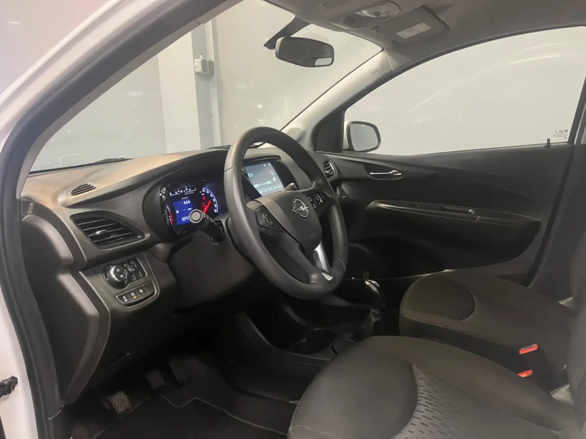 Online Edition 1.0 | Navigatie | Apple CarPlay | 1e Eigenaar | NAP |