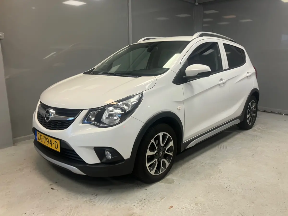 Online Edition 1.0 | Navigatie | Apple CarPlay | 1e Eigenaar | NAP |