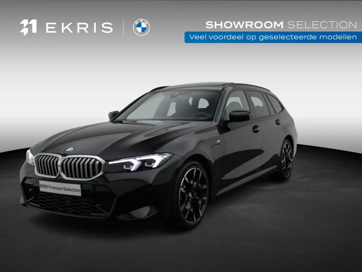 330e M Sport Edition | SoH 100% | Innovation Pack | Comfort Pack | Stuurwielrand Verwarmd | Trekhaak | Panoramdak | Elektrisch Verstelbare Sportstoelen | Driving Assistant | DAB | HiFi | 19'