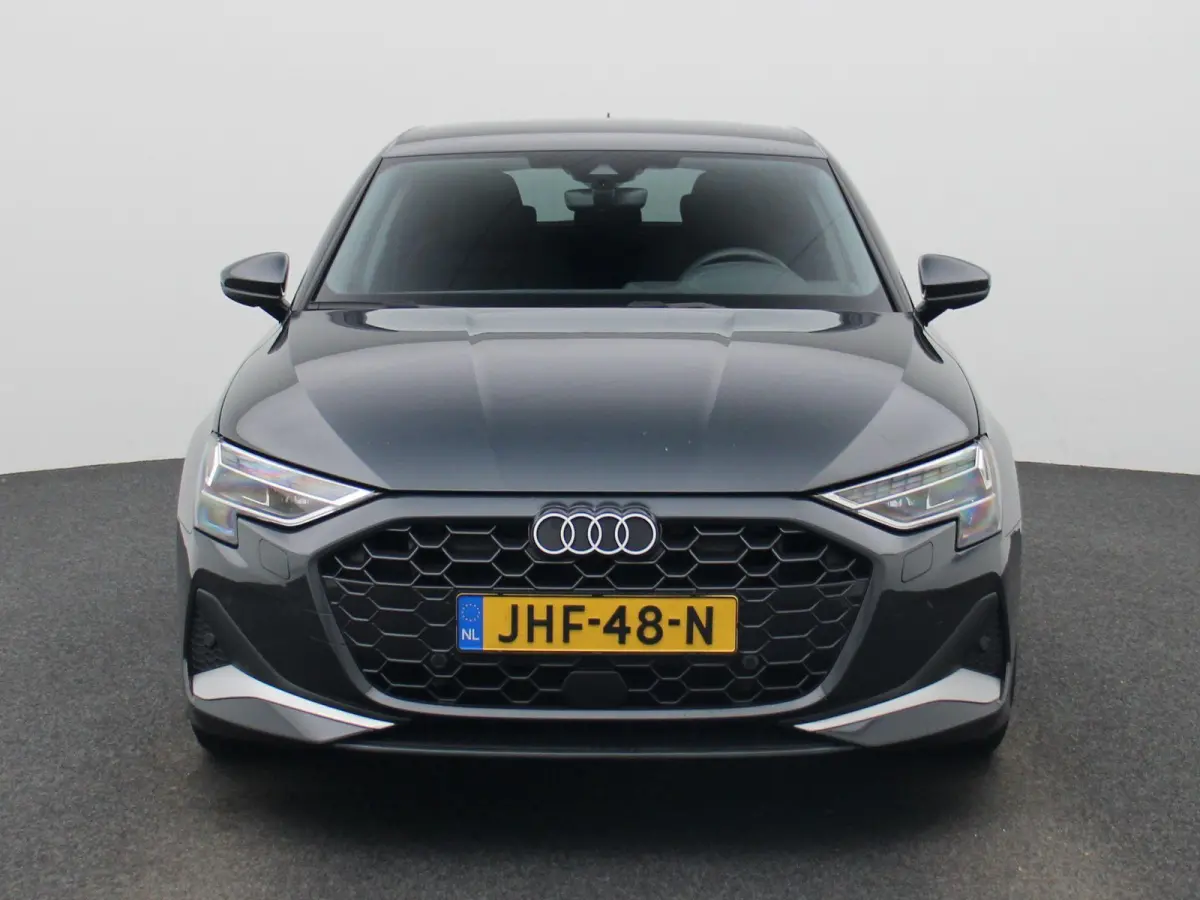 40 TFSI e S edition l Demo l Cruise control l Navigatie l Stoelverwarming l Airco l Elektr. instel. bestuurd.stoel l Ledkoplampen l Apple Carplay / Android Auto l 19" lichtmetalen wielen