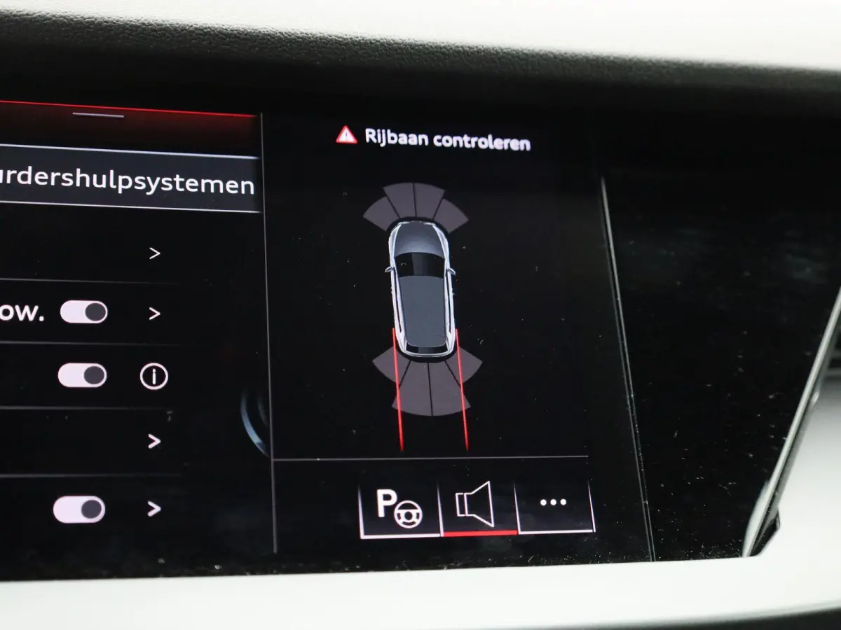 40 TFSI e S edition l Demo l Cruise control l Navigatie l Stoelverwarming l Airco l Elektr. instel. bestuurd.stoel l Ledkoplampen l Apple Carplay / Android Auto l 19" lichtmetalen wielen
