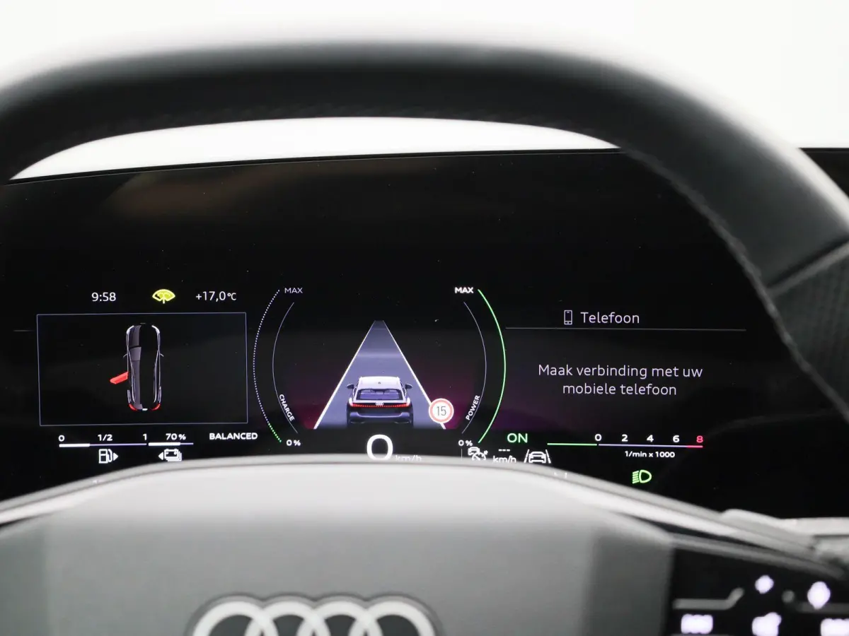 Avant 2.0 quattro S edition l Demo l Adaptive cruise control l Parkeersensoren l Achteruitrijcamera l Verwarmbare voorstoelen l Stoelen voor, elekt. verstelb. l Navigatie l Apple Carplay / A
