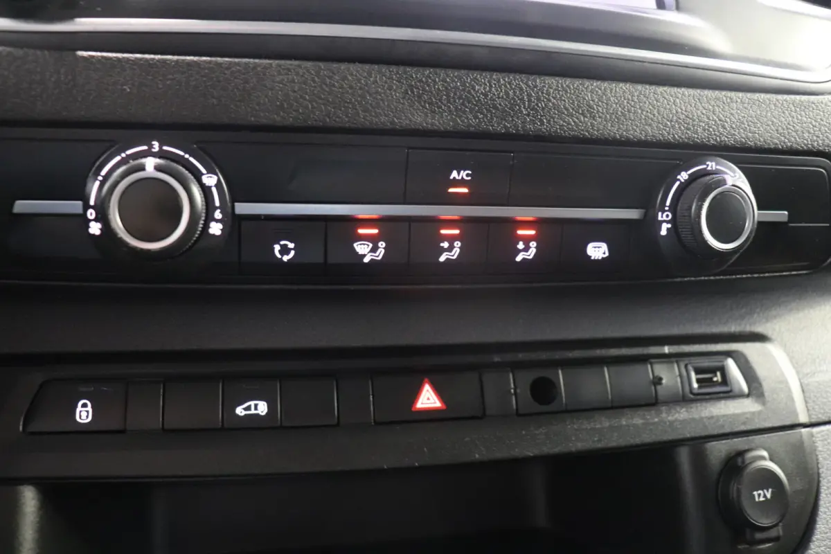 2.0 CDTI 122PK L3 EURO 6 - Airco - Navi - Cruise - €13.950,- Excl.
