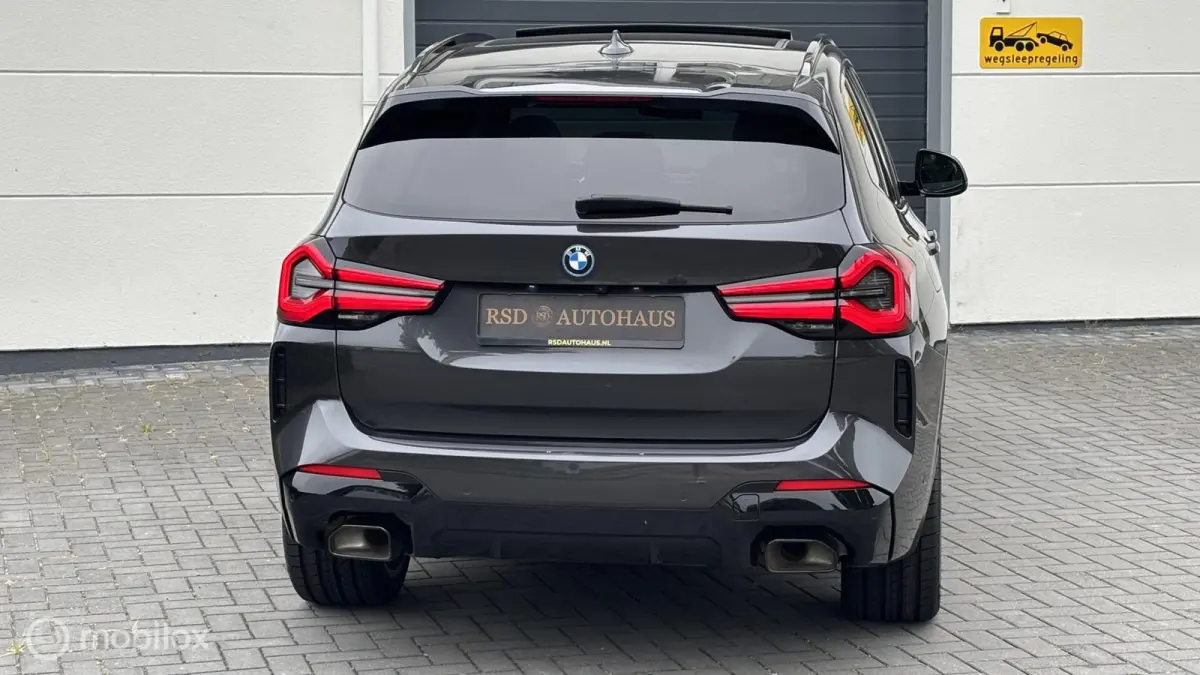 xDrive30e M-Pakket Pano,Leder,Keyless,Camera,20 inch