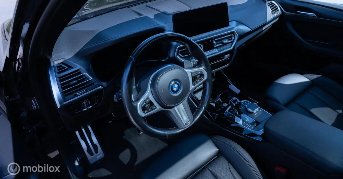 xDrive30e M-Pakket Pano,Leder,Keyless,Camera,20 inch