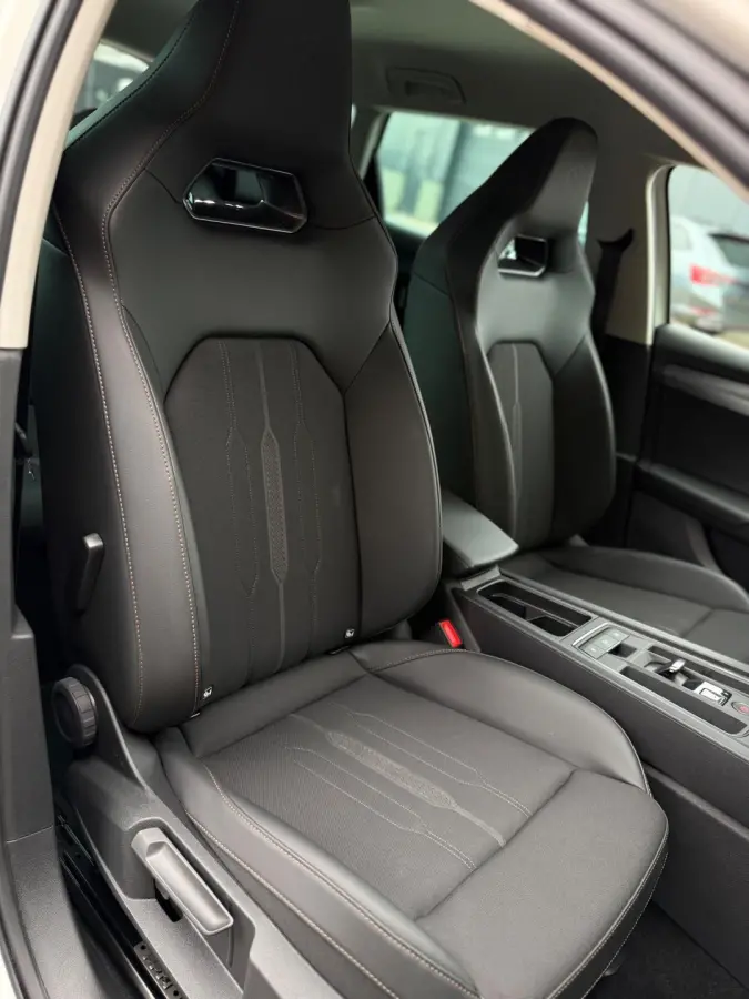1.4 e-Hybrid VZ CarPlay