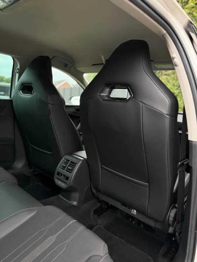 1.4 e-Hybrid VZ CarPlay