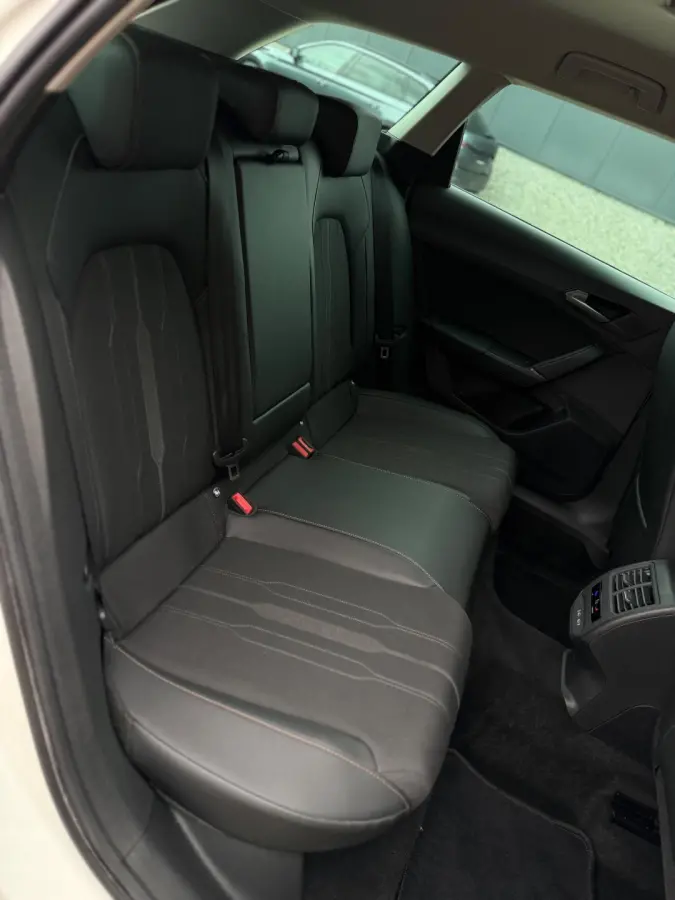 1.4 e-Hybrid VZ CarPlay