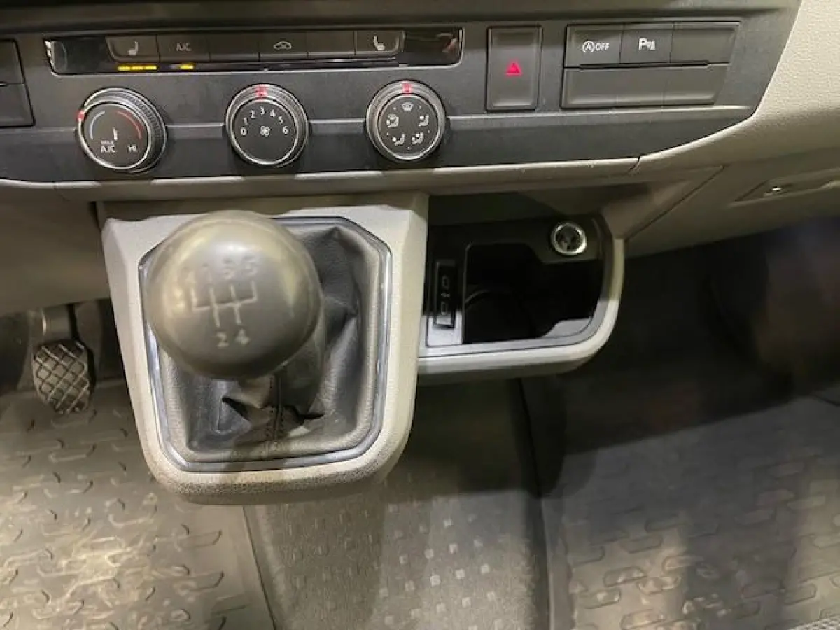 2.0 TDI L2H1 110PK Airco Cruise Control Trekhaak Parkeersensoren Apple Carplay