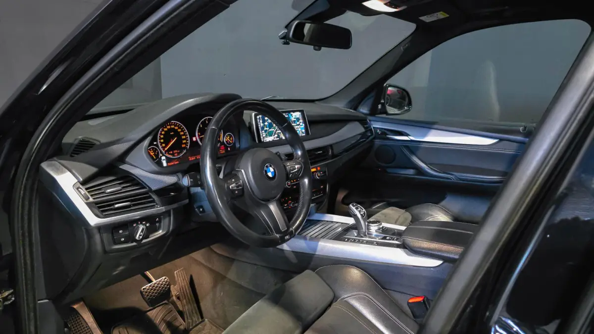 M50d | Panorama | Memory-Seats | Breyton