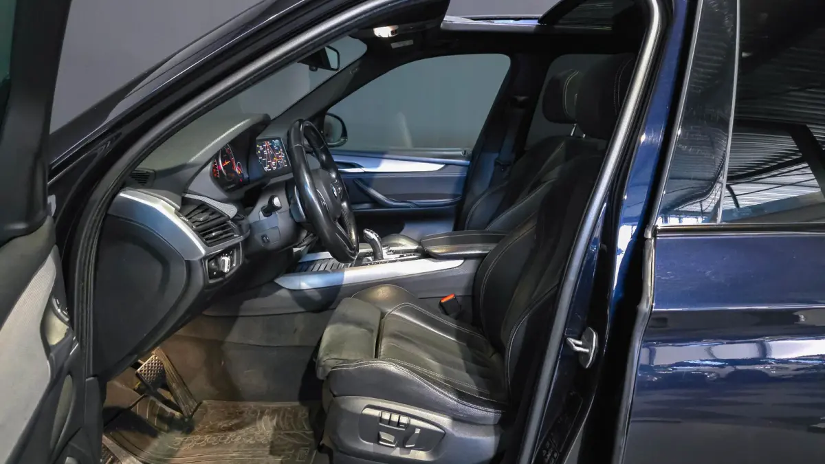M50d | Panorama | Memory-Seats | Breyton