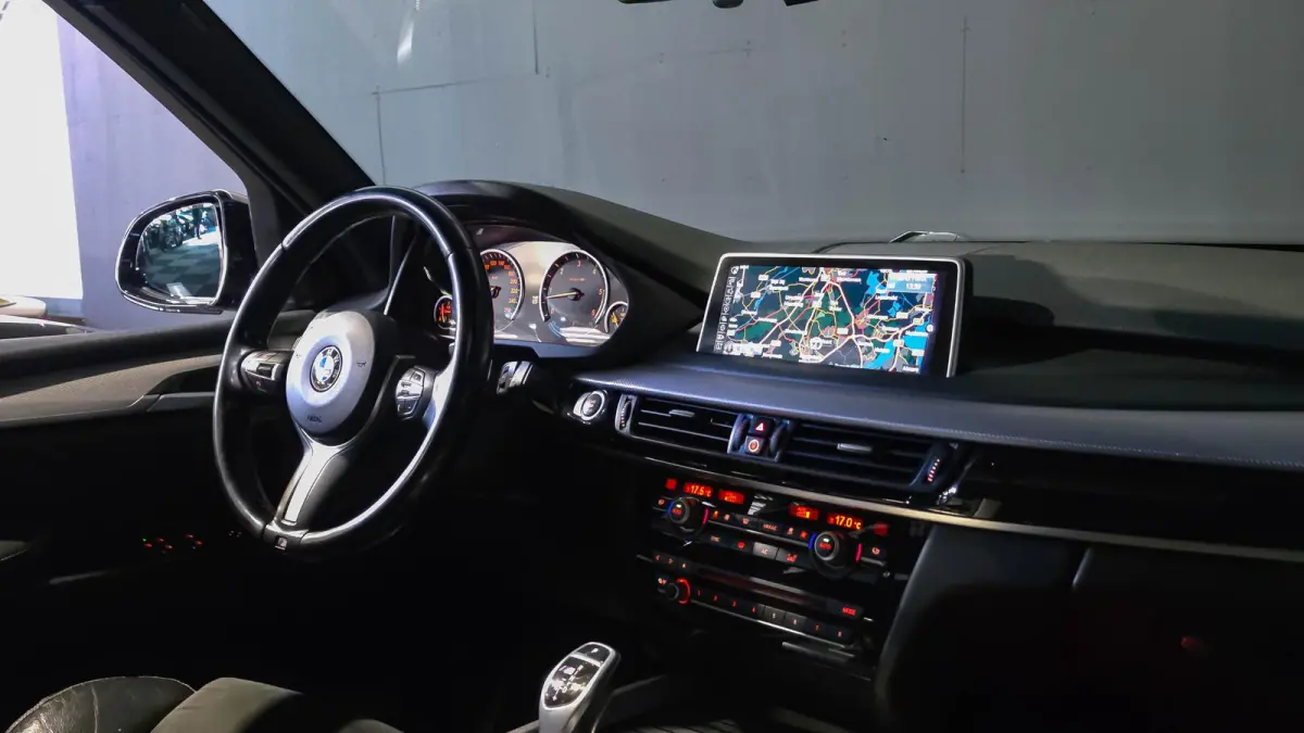 M50d | Panorama | Memory-Seats | Breyton
