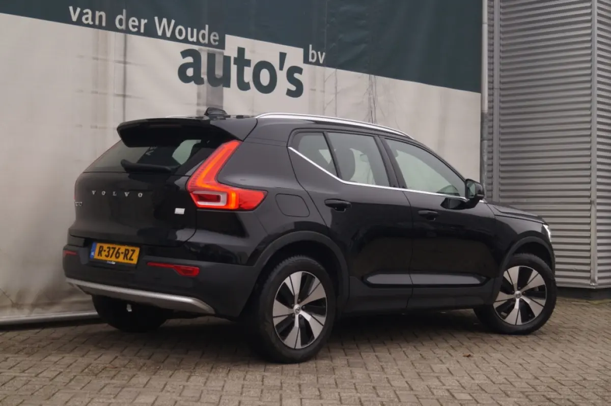1.5 T4 Plug-in Hybrid Core Bright -SOH99%-LEER-NAVI-ECC-