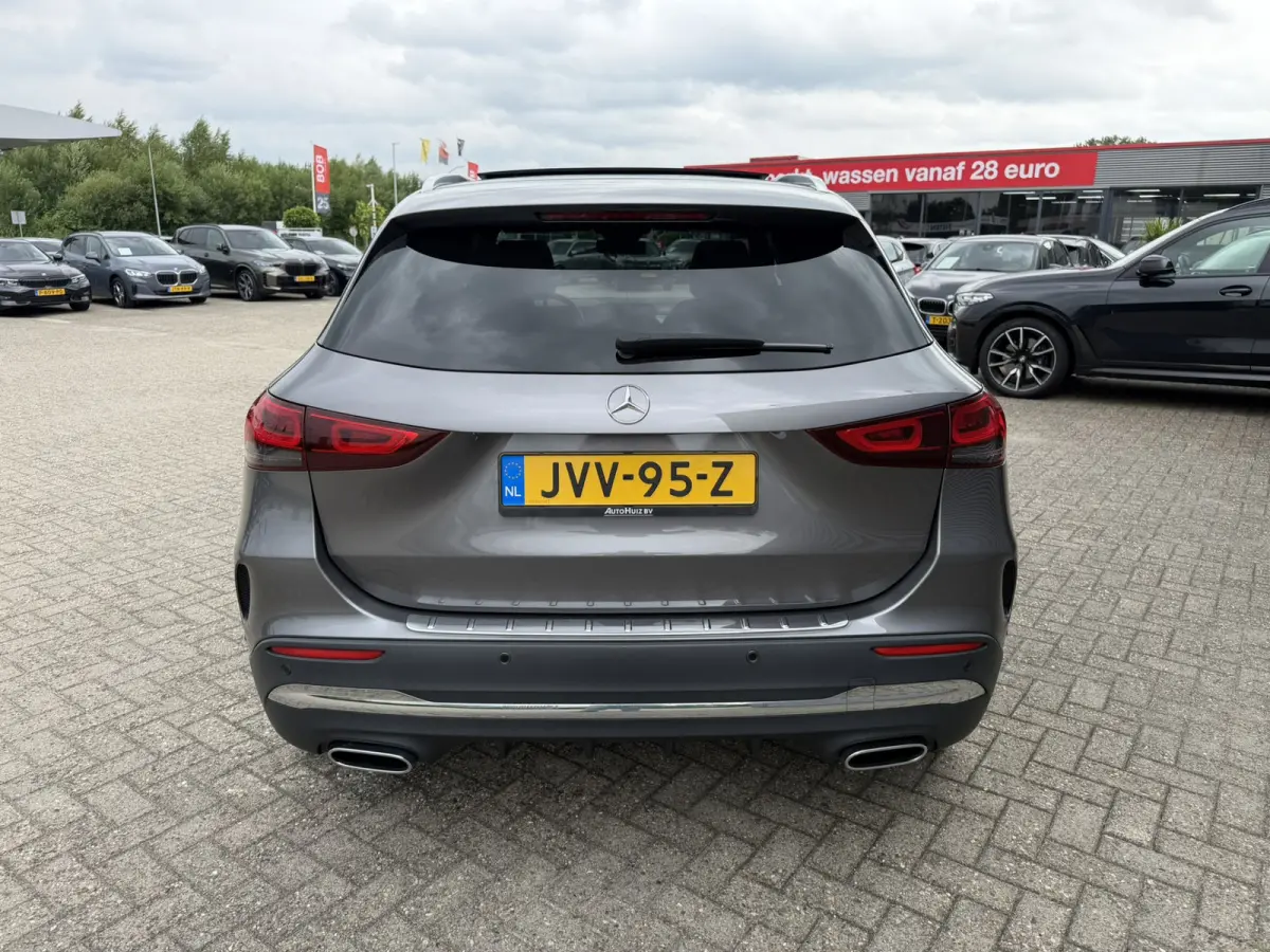 250 225 PK 4MATIC AMG Line Panoramadak Achteruitrijcamera DAB Carplay 19 inch velgen Ambienteverlichting