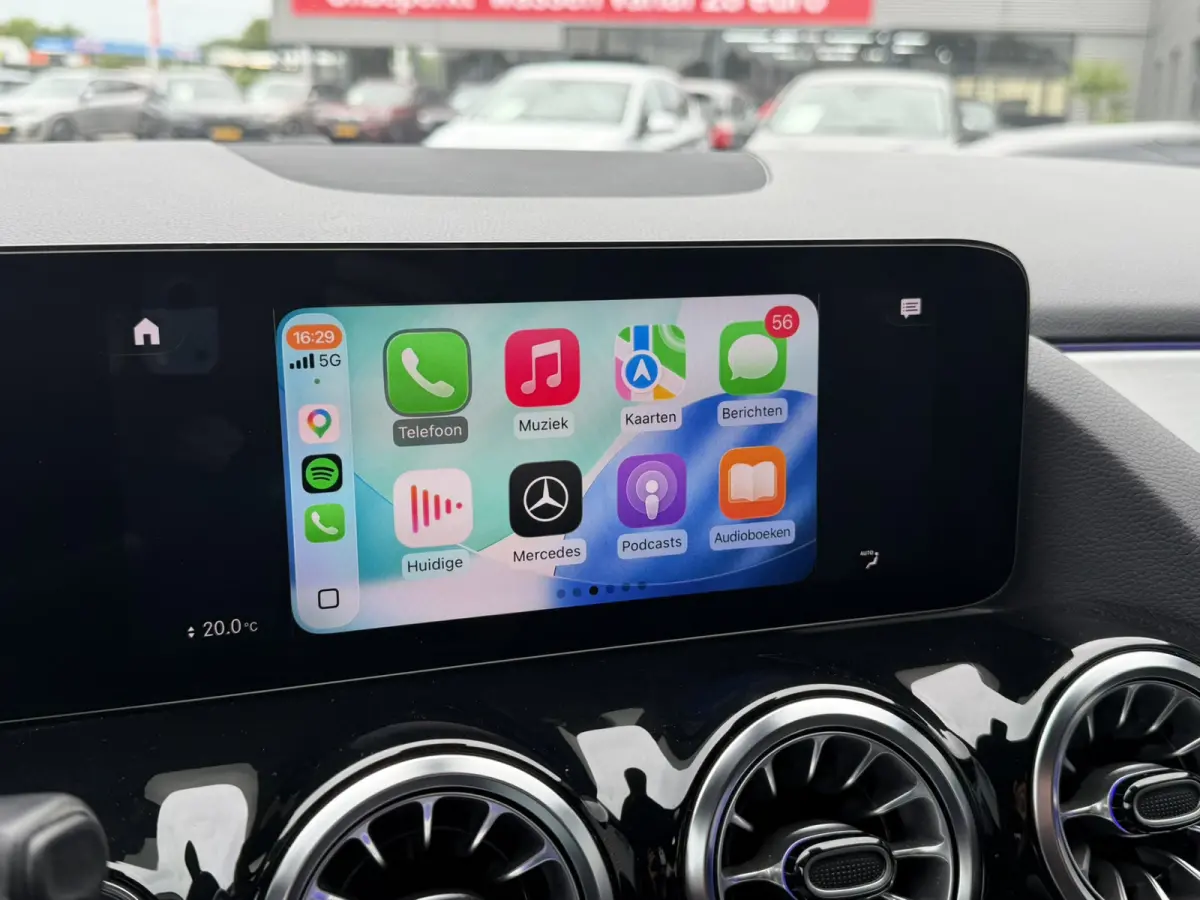 250 225 PK 4MATIC AMG Line Panoramadak Achteruitrijcamera DAB Carplay 19 inch velgen Ambienteverlichting