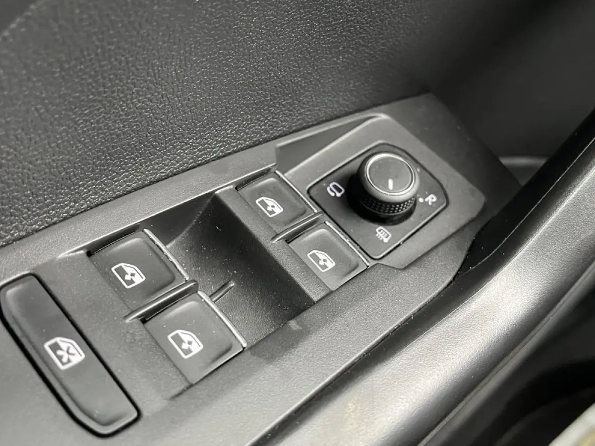 1.5 TSi DSG R-Line | CLIMA | STOELVERW. | DIG DASHBOARD | CAMERA |