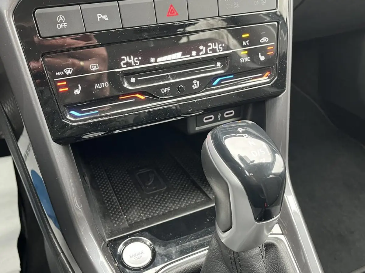 1.5 TSi DSG R-Line | CLIMA | STOELVERW. | DIG DASHBOARD | CAMERA |
