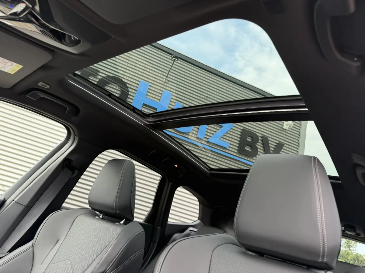 xDrive23i M Sport Panoramadak Trekhaak Head-Up Display Leder ACC Stoelverwarming Harman-Kardon Carplay 360 Camera Stuurwielverwarming