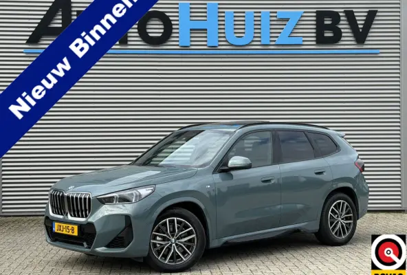 xDrive23i M Sport Panoramadak Trekhaak Head-Up Display Leder ACC Stoelverwarming Harman-Kardon Carplay 360 Camera Stuurwielverwarming