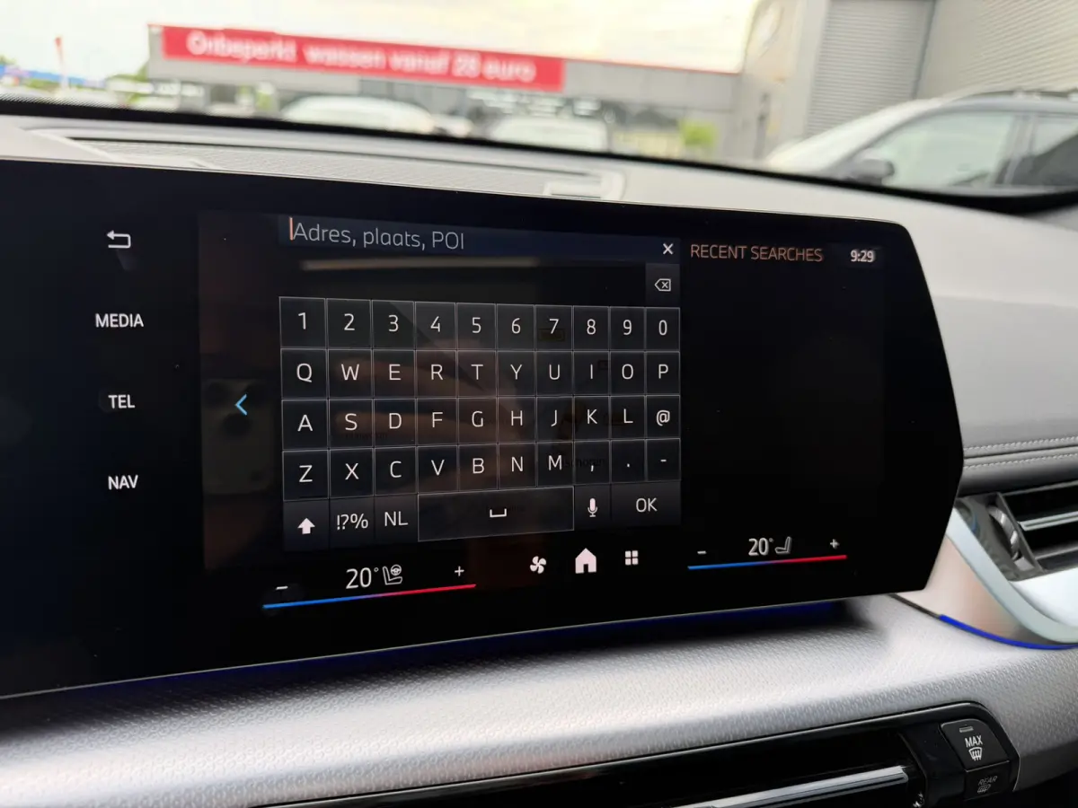 xDrive23i M Sport Panoramadak Trekhaak Head-Up Display Leder ACC Stoelverwarming Harman-Kardon Carplay 360 Camera Stuurwielverwarming