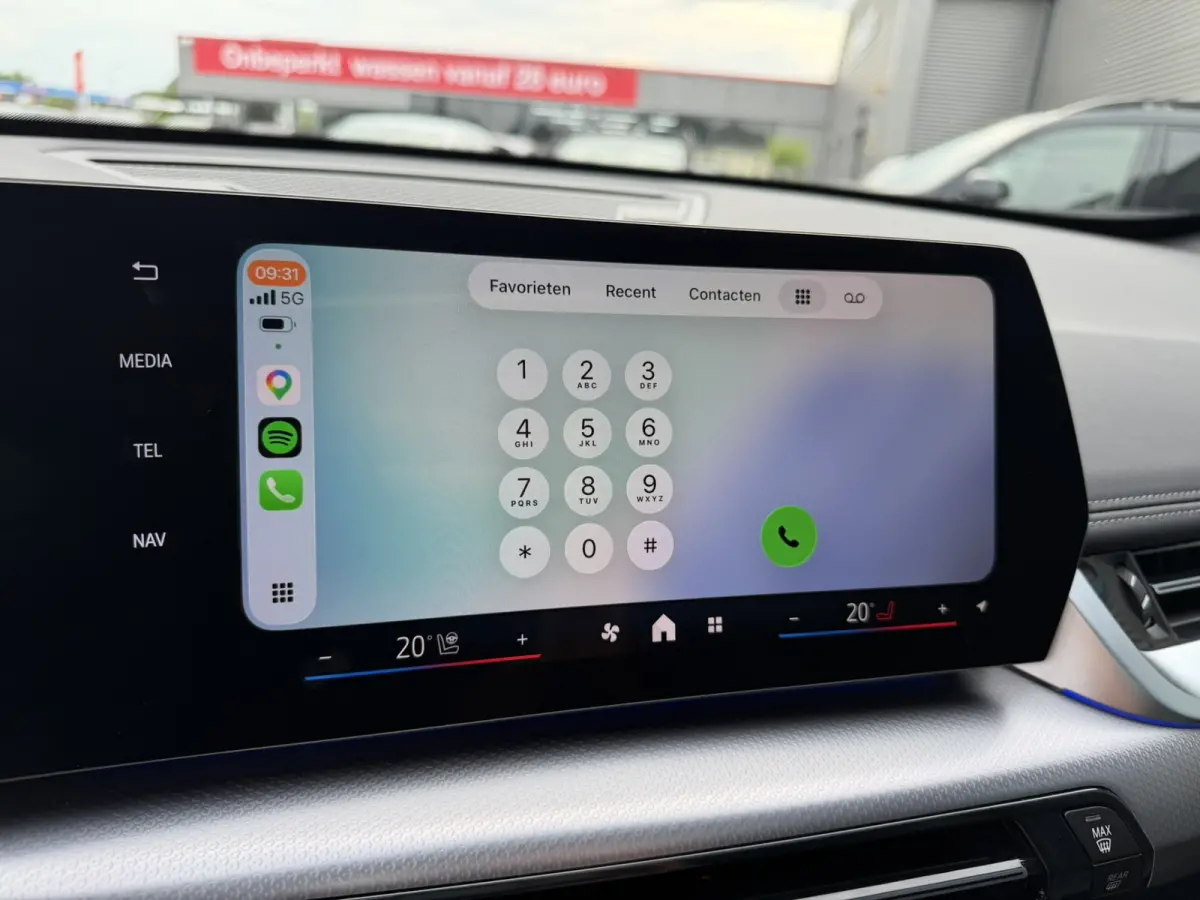 xDrive23i M Sport Panoramadak Trekhaak Head-Up Display Leder ACC Stoelverwarming Harman-Kardon Carplay 360 Camera Stuurwielverwarming