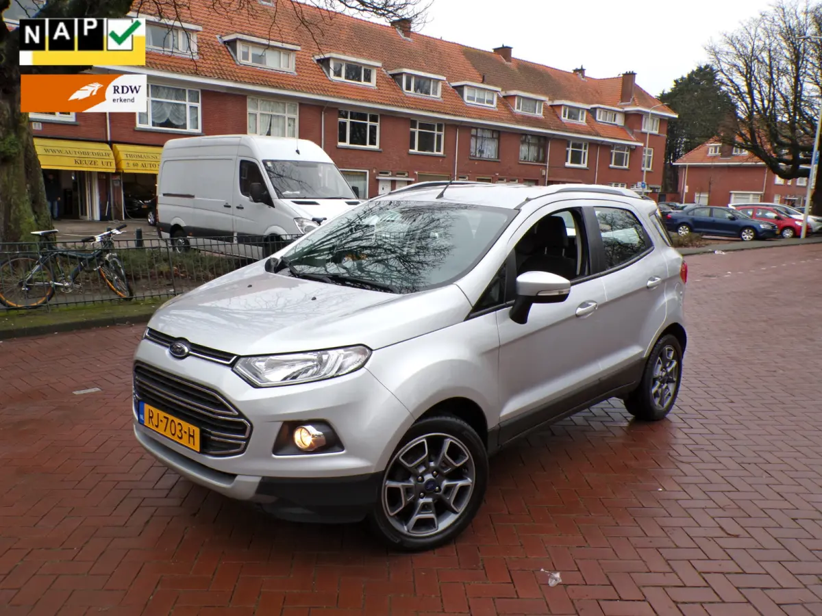 1.0 EcoBoost Titanium CAMERA NAVI CRUISECONT STOELVERWARMING