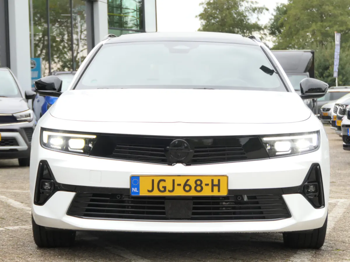 ST 1.6 Turbo 180pk Plug In Hybrid Ultimate | Panoramadak | Trekhaak | 18'' LMV
