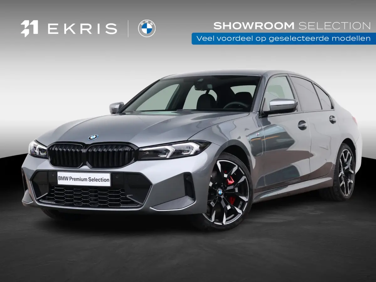 330e | SoH 100% | M Sportpakket Pro/ Verwarmd Stuurwiel/ Comfort Access/ Trekhaak/ HiFi/ Cruise Control/ Stoelverwarming/ 19"LMV/ Achteruitrijcamera