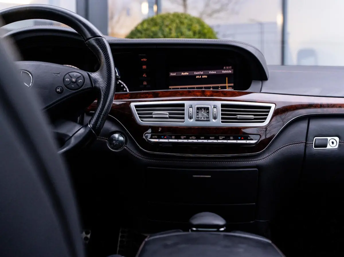 AMG S63 Lang|PANO|MASSAGE|NIGHT-VISION|H&K