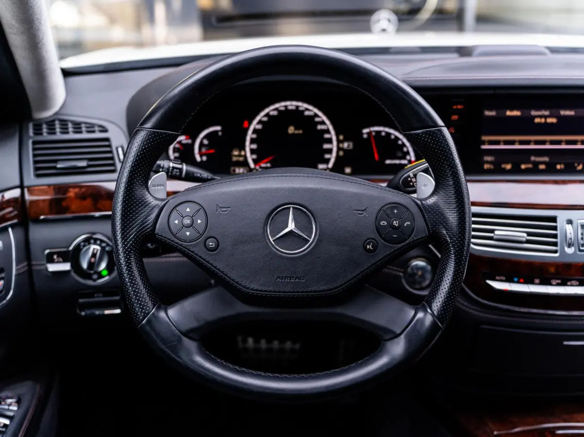 AMG S63 Lang|PANO|MASSAGE|NIGHT-VISION|H&K