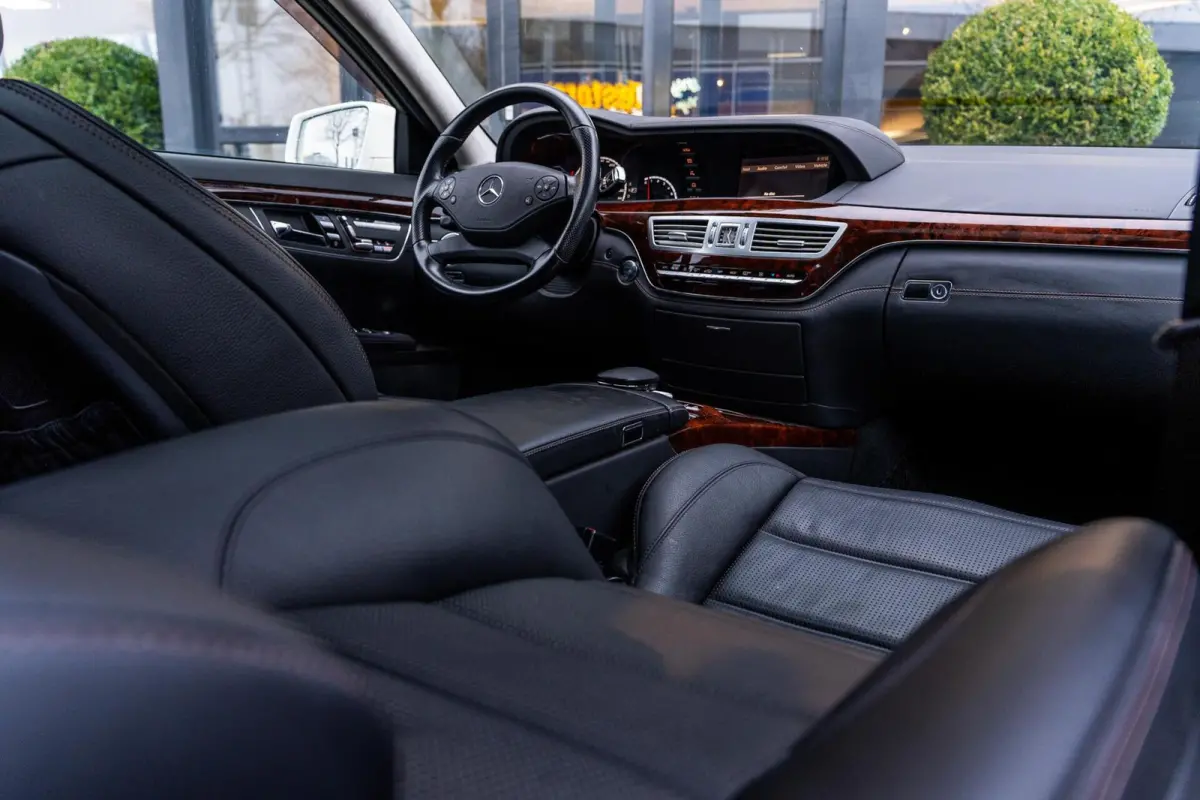 AMG S63 Lang|PANO|MASSAGE|NIGHT-VISION|H&K