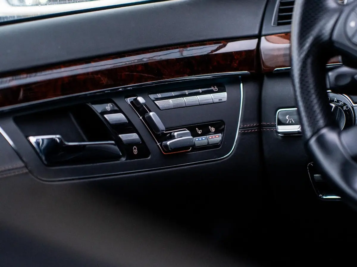AMG S63 Lang|PANO|MASSAGE|NIGHT-VISION|H&K