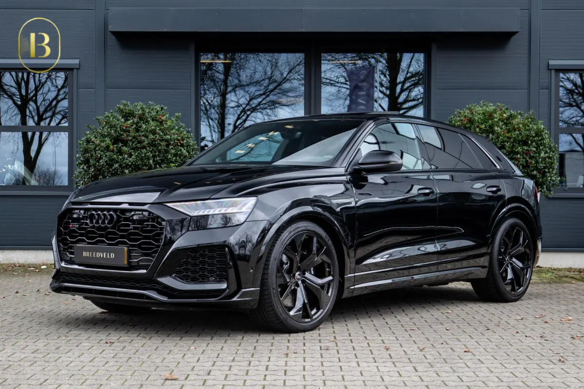 RSQ8 4.0 TFSI quattro