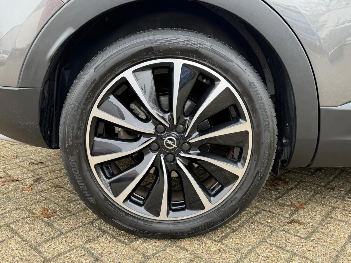 1.6 Turbo Hybrid4 244 PK Business Executive|SOH 99%!|Leer|Elek.Stoel|Camera|Keyless|Stoelverwaming/ventilatie|Carplay|Cruise|