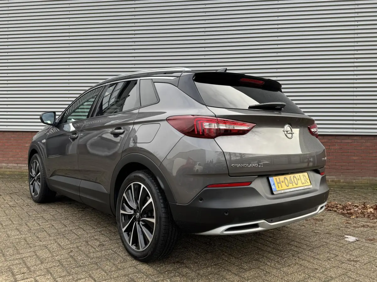 1.6 Turbo Hybrid4 244 PK Business Executive|SOH 99%!|Leer|Elek.Stoel|Camera|Keyless|Stoelverwaming/ventilatie|Carplay|Cruise|