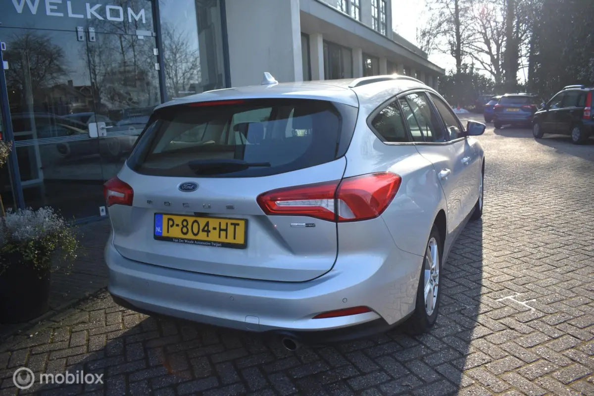 1.0 EcoBoost Hybrid Trend Edition 2022|Navi